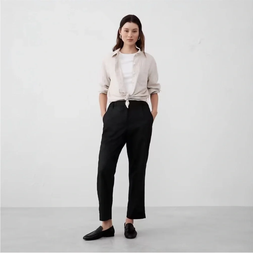 NWT! Banana Republic Black Tapered Linen Blend Pull On Pant - Size XS 🖤 706574